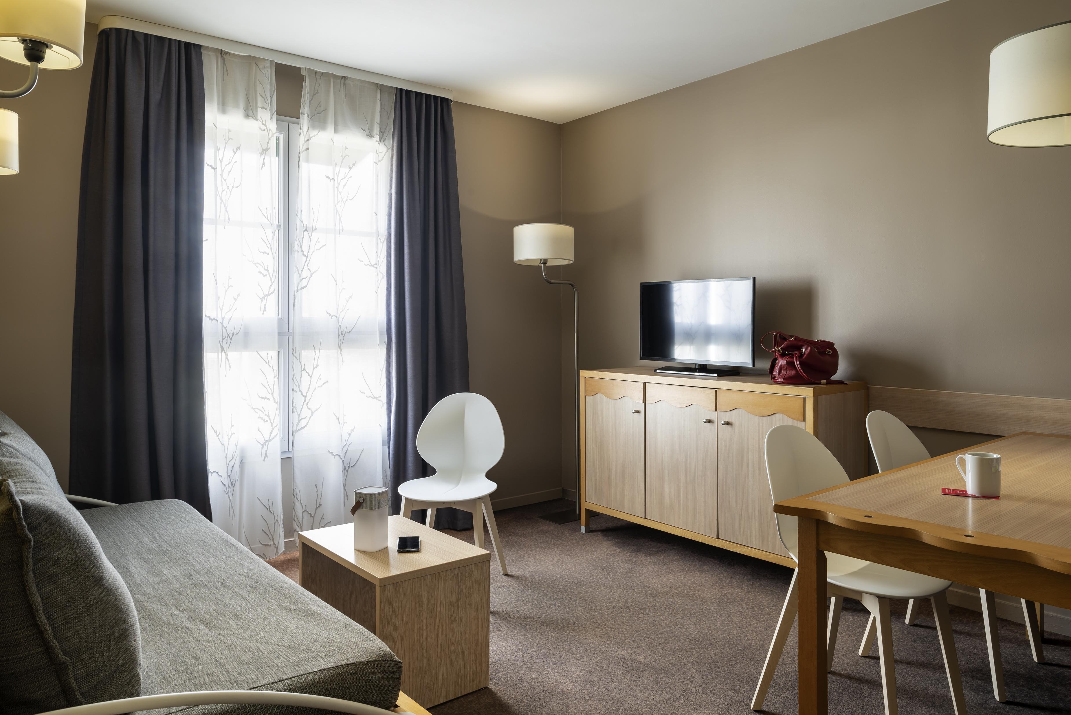 Aparthotel Adagio Marne La Vallée - Val d'Europe Serris Exterior foto