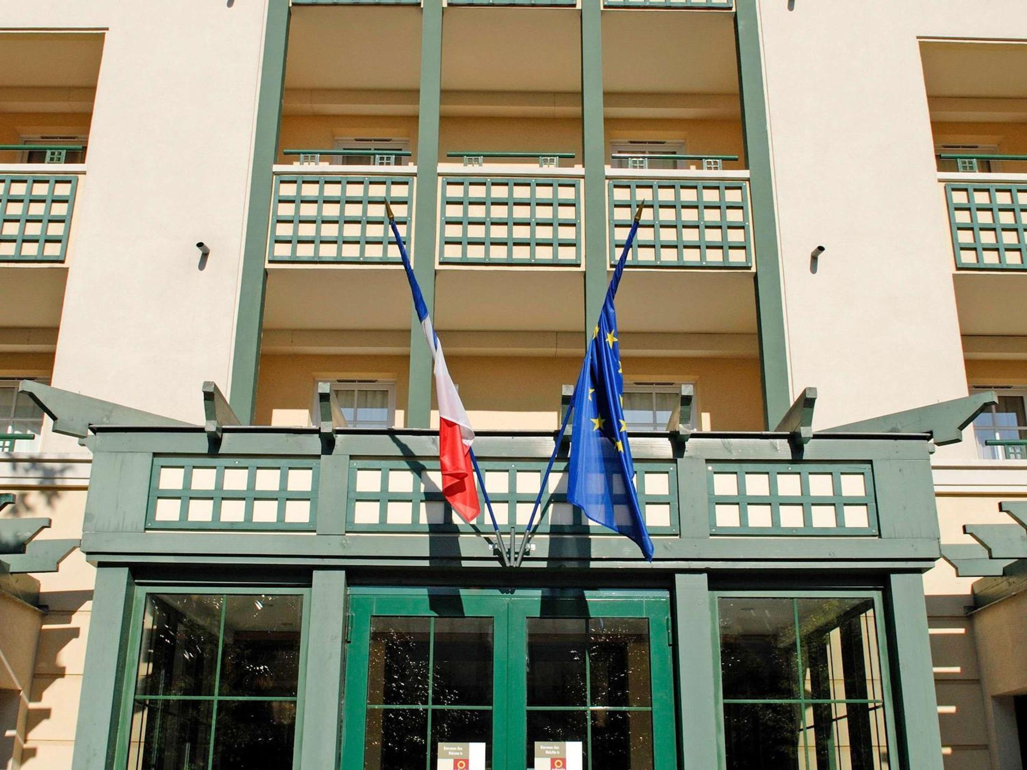 Aparthotel Adagio Marne La Vallée - Val d'Europe Serris Exterior foto